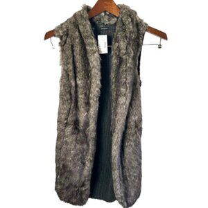 NWT Maurice’s Women’s Open Front Faux Feather Vest Size XS